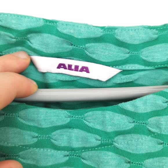 Alia Green Patterned Shirt - Picture 2 of 4